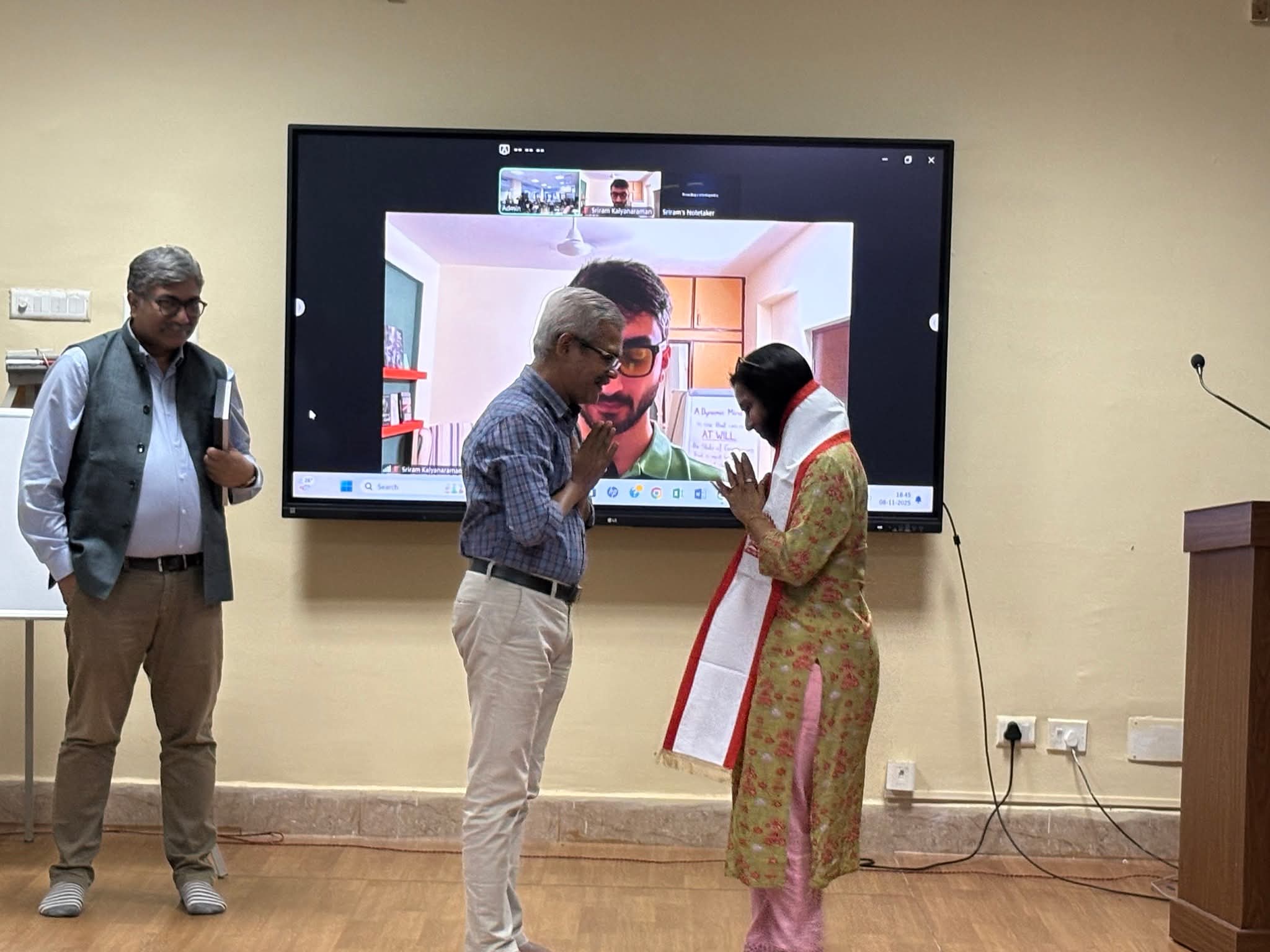 आईआईटी खड़गपुर में विद्यार्थियों के सर्वांगीण विकास कार्यक्रम आईआईटी खड़गपुर में विद्यार्थियों के सर्वांगीण विकास कार्यक्रम