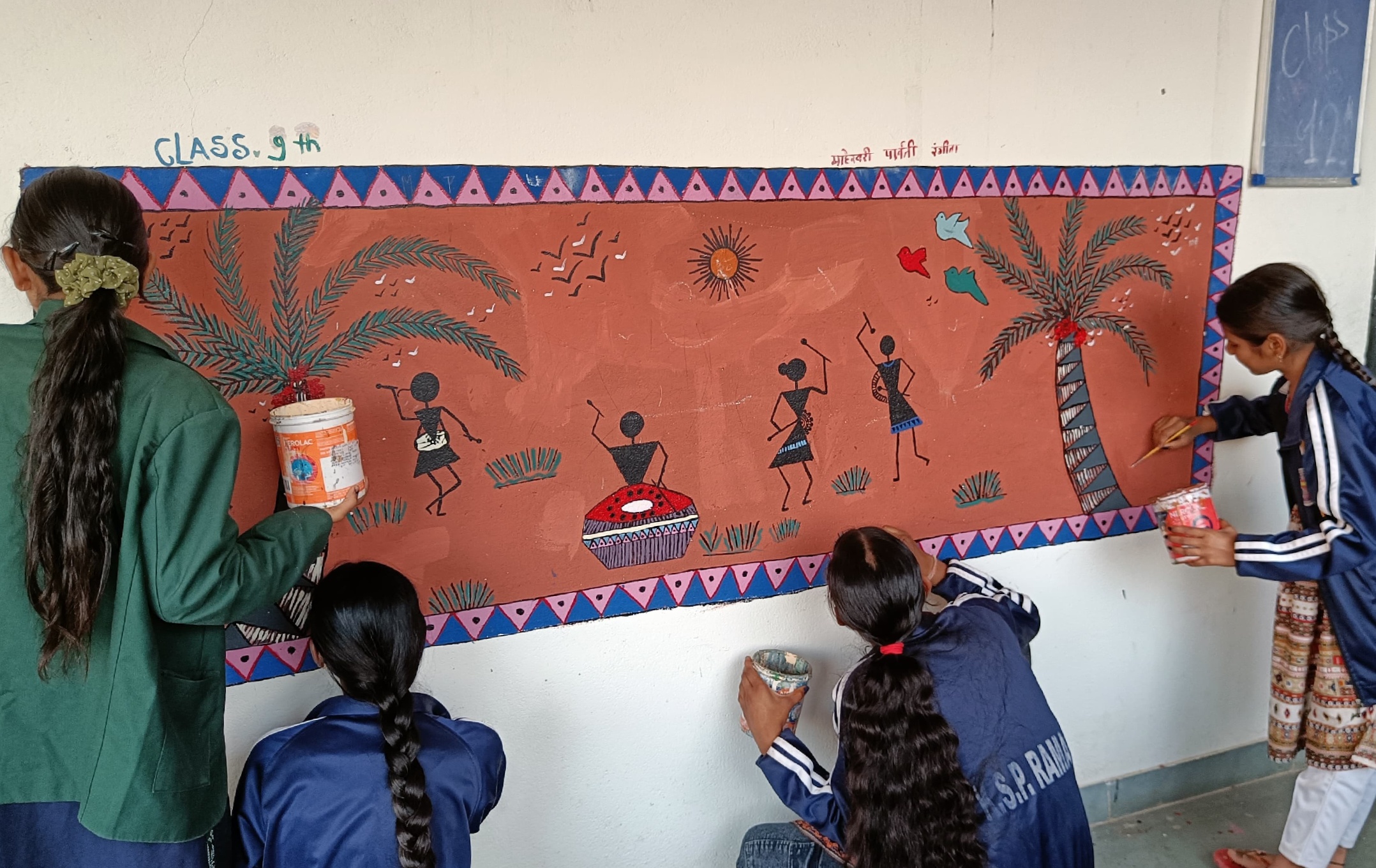 जनजातीय गौरव दिवस पर विभिन्न कार्यक्रम आयोजित