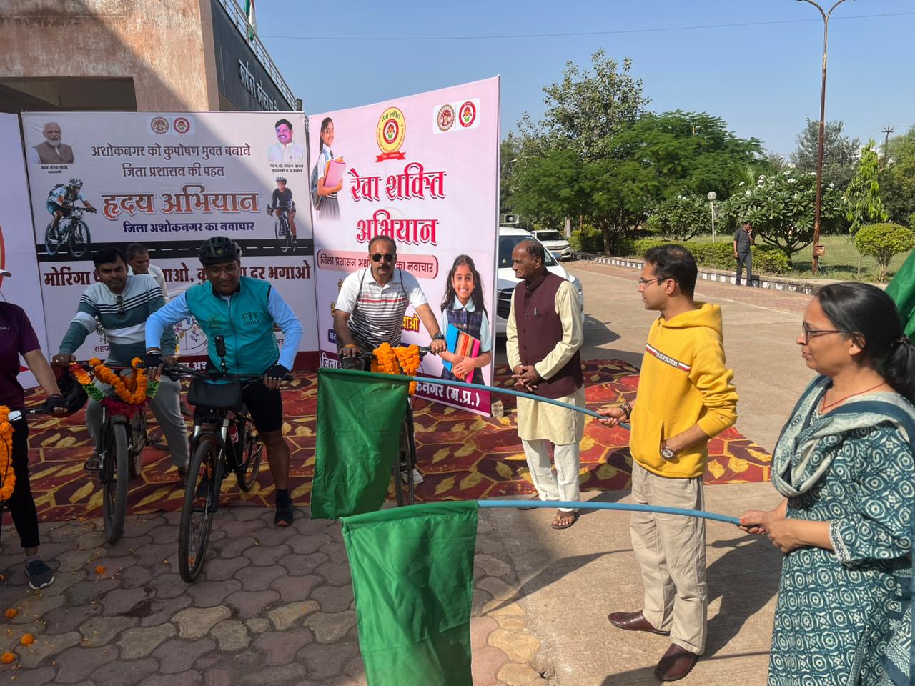 अशोकनगर: रेवा शक्ति एवं हृदय अभियान तहत मध्यप्रदेश के भ्रमण पर निकले साइकिलिस्ट गलगले