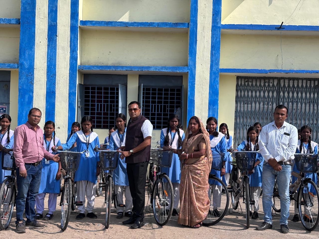 सशक्त बेटियाँ ही प्रगति का आधार, सरस्वती साइकिल योजना से शिक्षा की राह हुई सुगम-अमर सुल्तानिया