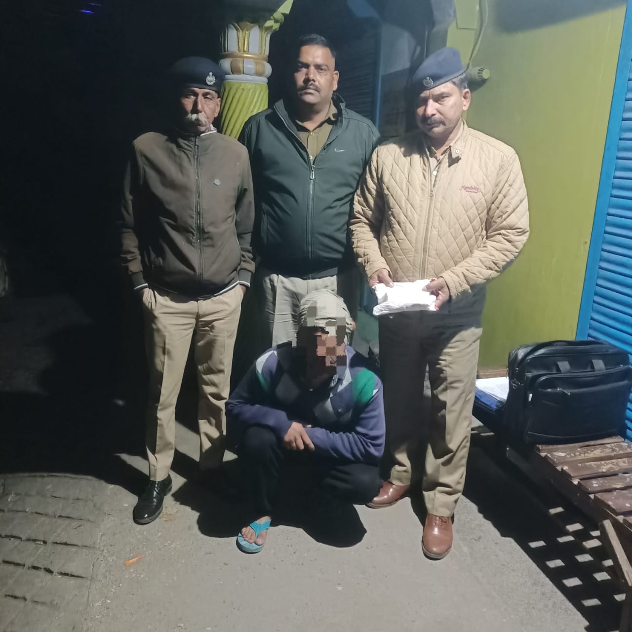 52ग्राम चरस के साथ पोंटा क्षेत्र निवासी गिरफ्तार