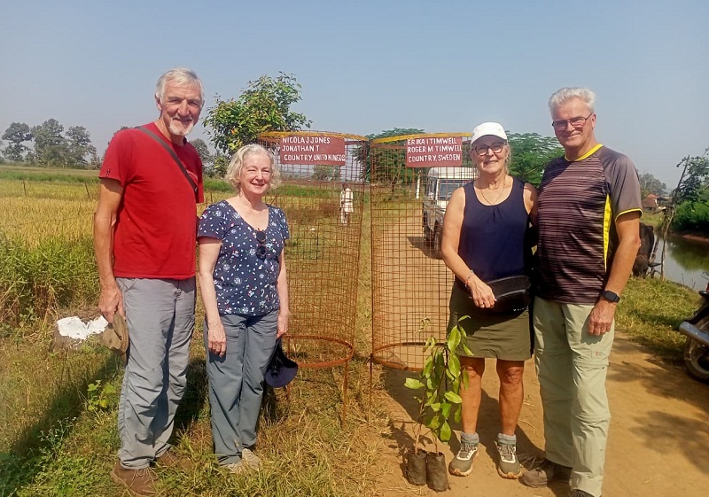 स्वीडन और यूके के पर्यटक