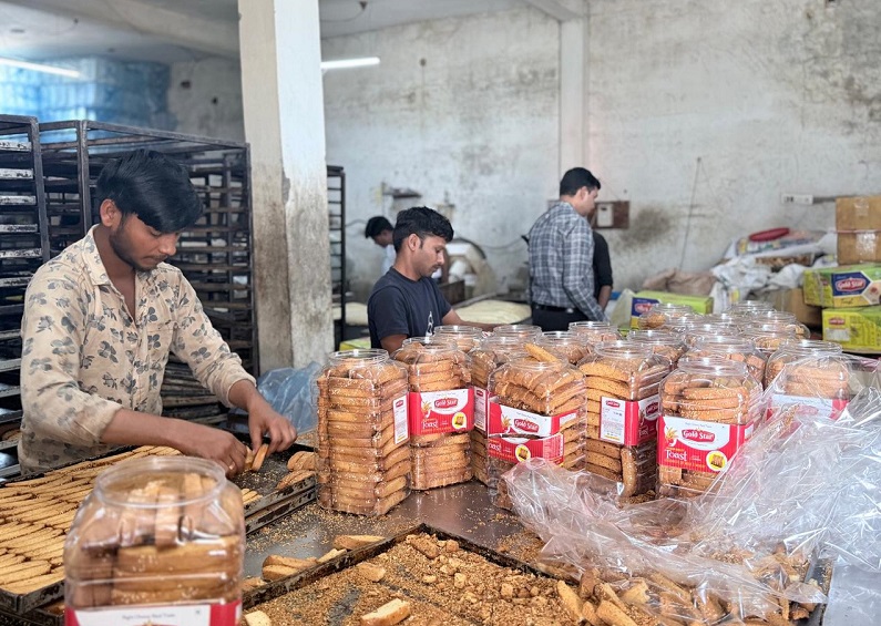 टोस्ट में मिला रहे थे आर्टिफीसियल स्वीटनर