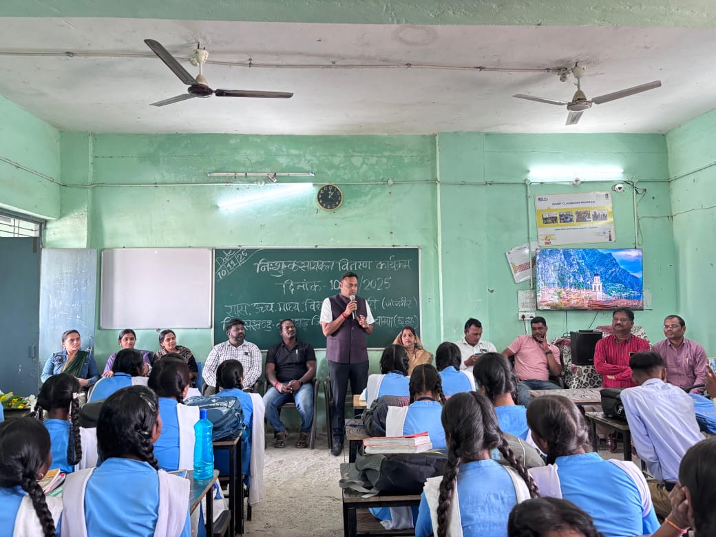 सशक्त बेटियाँ ही प्रगति का आधार, सरस्वती साइकिल योजना से शिक्षा की राह हुई सुगम-अमर सुल्तानिया