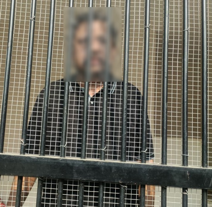 फर्जी निवेश योजना चलाकर करोड़ों की ठगी करने वाला अभियुक्त सुकान्ता बैनर्जी गिरफ्तार* फर्जी निवेश योजना चलाकर करोड़ों की ठगी करने वाला अभियुक्त सुकान्ता बैनर्जी गिरफ्तार*