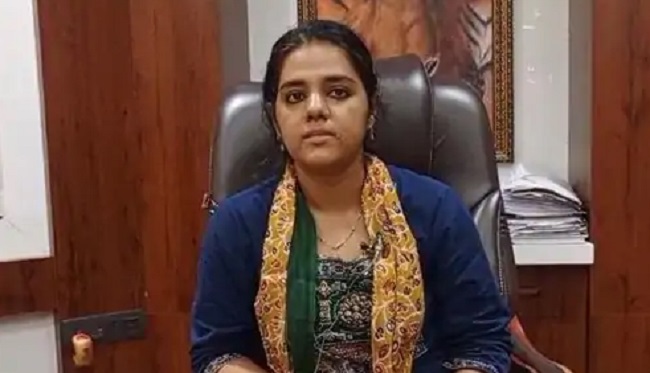 डीएफओ नेहा श्रीवास्तव