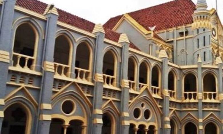 मध्यप्रदेश हाईकोर्ट ने इंदौर पुलिस कमिश्नर से पूछा है कि हादसे के बाद कौन से सुरक्षा उपाय किए गए मध्यप्रदेश हाईकोर्ट ने इंदौर पुलिस कमिश्नर से पूछा है कि हादसे के बाद कौन से सुरक्षा उपाय किए गए