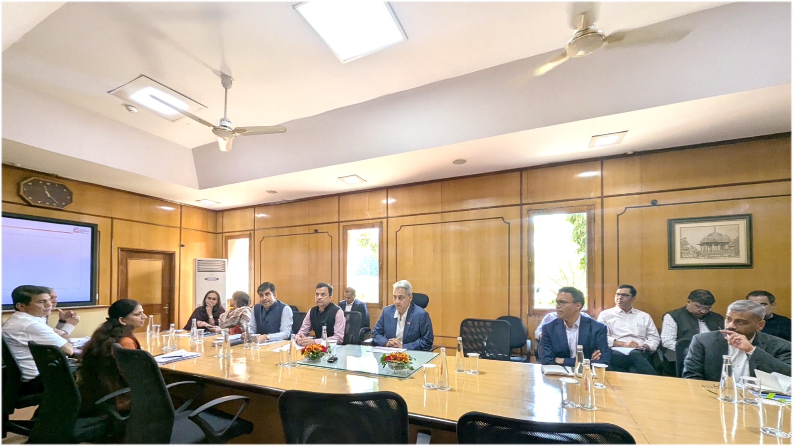 मुख्य सचिव ने की प्रवासी राजस्थानी दिवसश् की तैयारियों की समीक्षा मुख्य सचिव ने की प्रवासी राजस्थानी दिवसश् की तैयारियों की समीक्षा