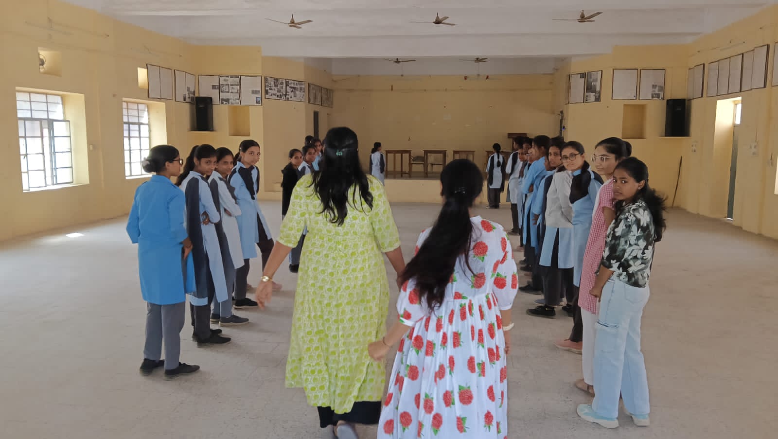 लोकनृत्य की पहुंच युवा पीढ़ी तक हो : घूमर महोत्सव 19 को लोकनृत्य की पहुंच युवा पीढ़ी तक हो : घूमर महोत्सव 19 को