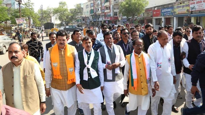 यूनिटी मार्च पदयात्रा