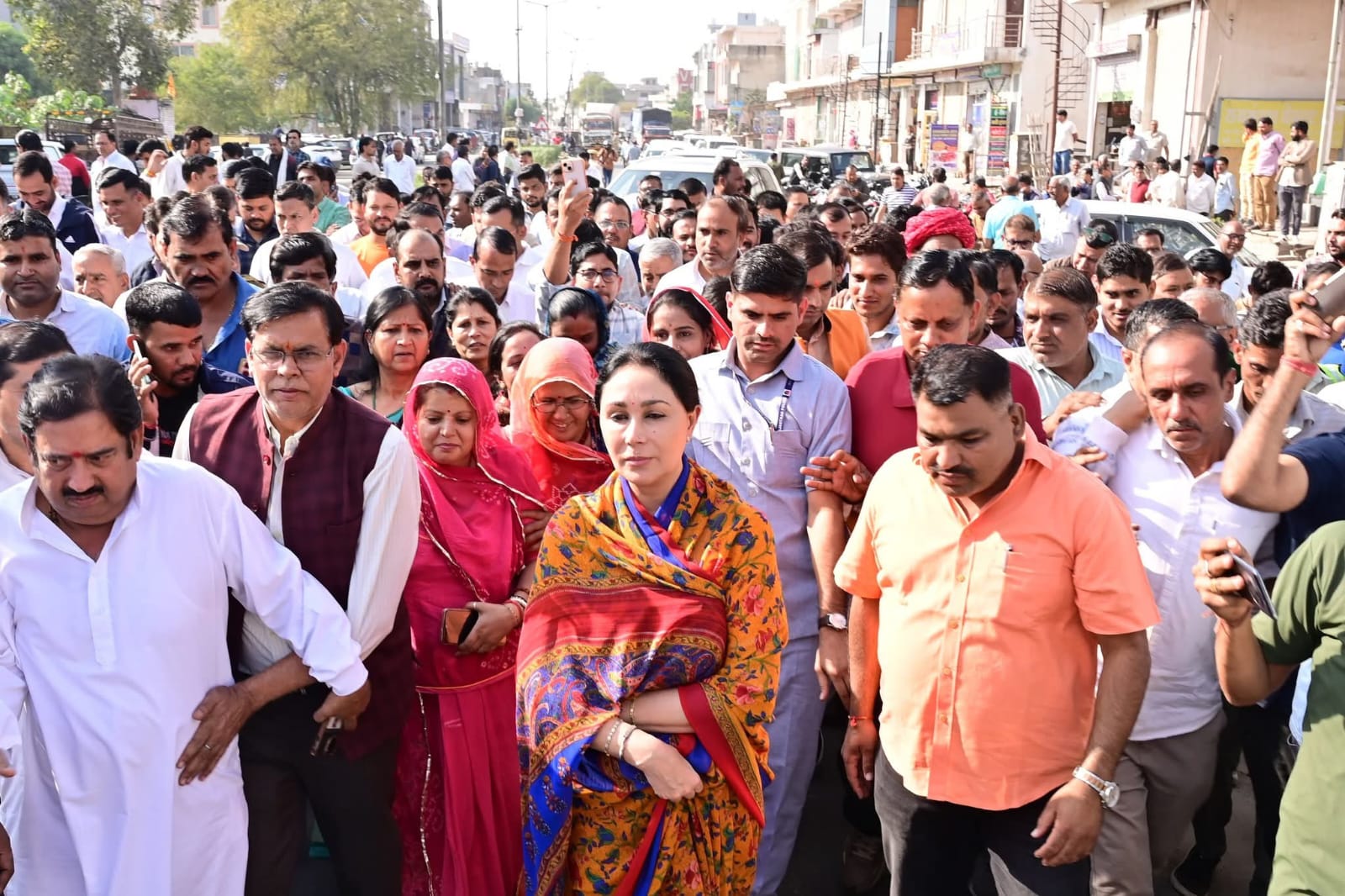 उपमुख्यमंत्री दीया कुमारी ने लोहा मंडी हादसे में मृतकों को दी श्रद्धांजलि उपमुख्यमंत्री दीया कुमारी ने लोहा मंडी हादसे में मृतकों को दी श्रद्धांजलि