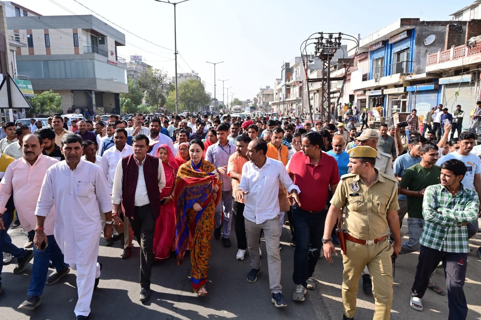 उपमुख्यमंत्री दीया कुमारी ने लोहा मंडी हादसे में मृतकों को दी श्रद्धांजलि उपमुख्यमंत्री दीया कुमारी ने लोहा मंडी हादसे में मृतकों को दी श्रद्धांजलि