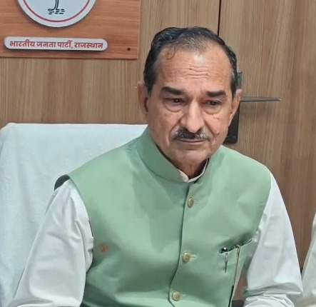 कांग्रेस अपनी राजनीतिक विफलताओं को छिपाने के लिए देश के युवाओं को कर रही है भ्रमित:मदन राठौड़