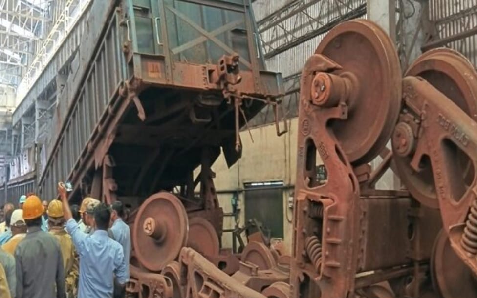 दुर्घटना की तस्वीर दुर्घटना की तस्वीर