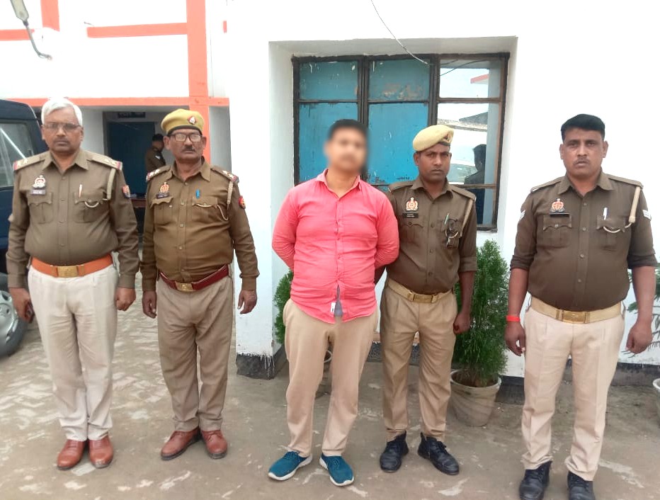 गिरफ्तार अंतरजनपदीय नशा तस्कर