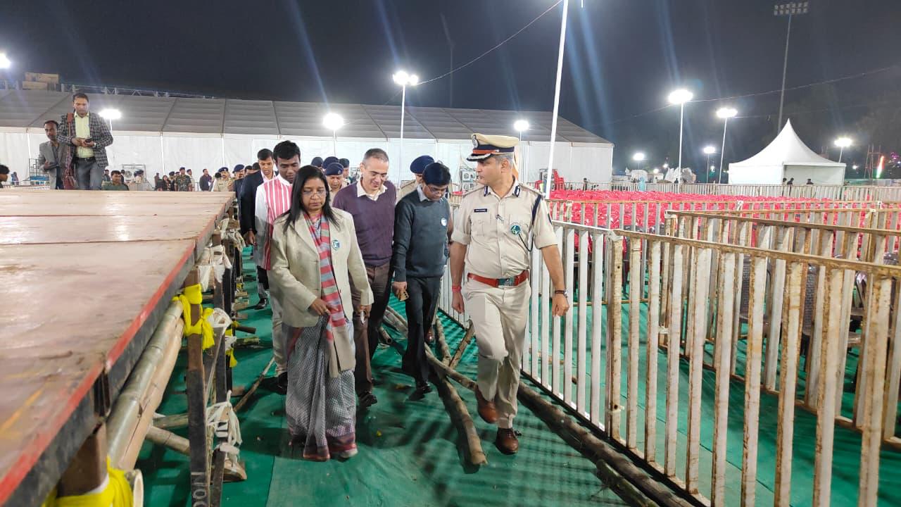 निरीक्षण करते प्रधान सचिव