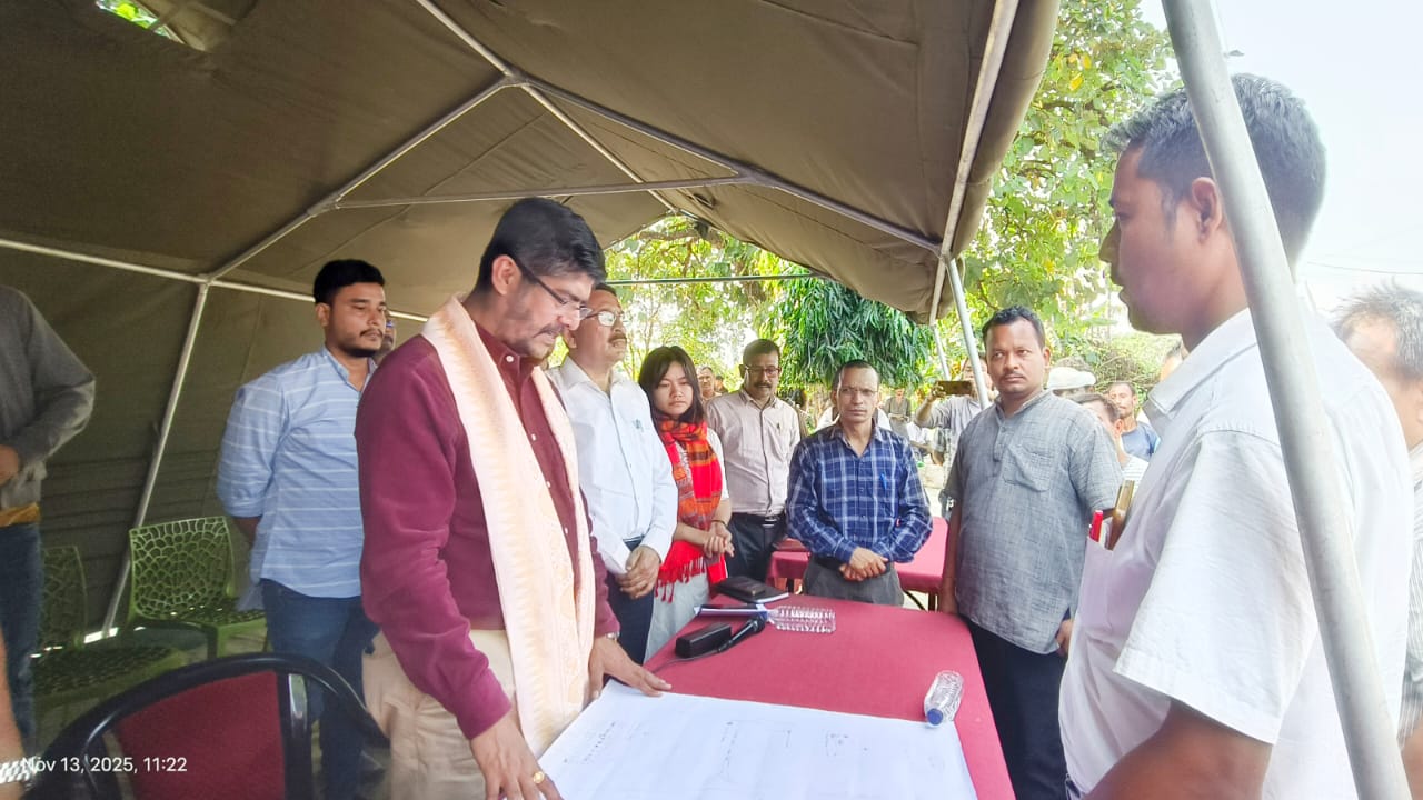 भारत-भूटान सीमा क्षेत्र के अंदरूनी इलाकों में तामुलपुर जिला प्रशासन की विशेष बैठक।