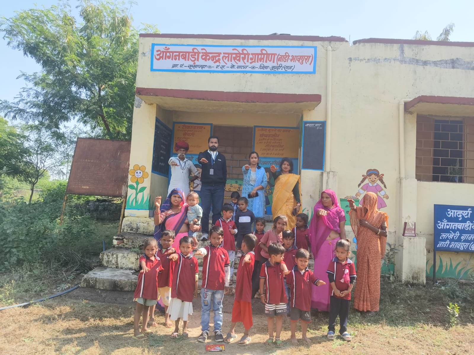 प्रदेश की 63 हजार आंगनबाड़ियों में नन्हें-मुन्नों ने गाया वंदे मातरम् प्रदेश की 63 हजार आंगनबाड़ियों में नन्हें-मुन्नों ने गाया वंदे मातरम्