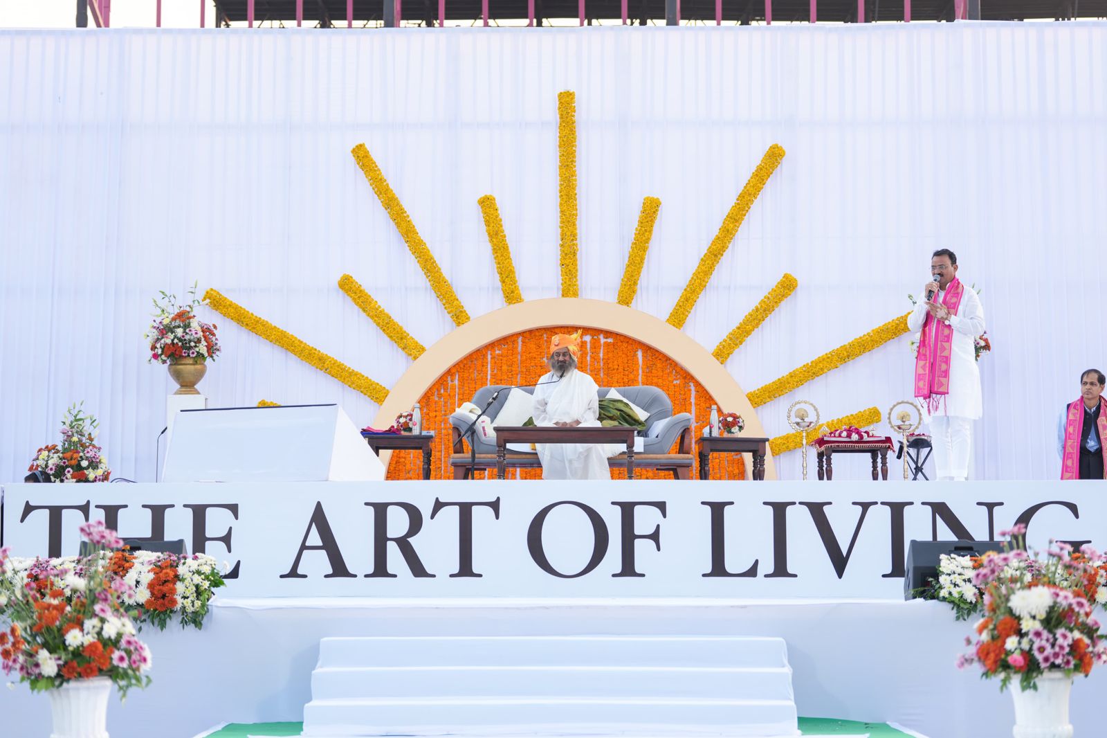 जयपुर में युवाओं का महासंगम:आध्यात्मिक गुरु रविशंकर ने दिया सकारात्मकता और जिम्मेदारी का संदेश