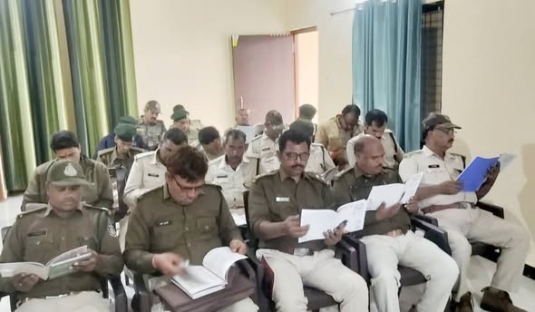 अशोकनगर में शेरों को खोजने दिया जा प्रशिक्षण