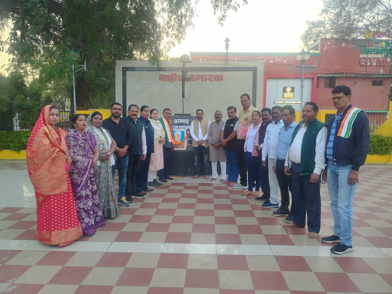 जिला कांग्रेस कमेटी ने श्रद्धापूर्वक मनाई पंडित जवाहरलाल नेहरू की 135वीं जयंती जिला कांग्रेस कमेटी ने श्रद्धापूर्वक मनाई पंडित जवाहरलाल नेहरू की 135वीं जयंती