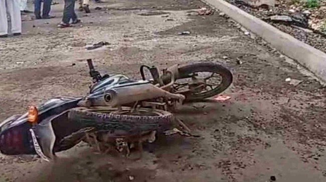 इंदौर-इच्छापुर रोड पर सड़क हादसे इंदौर-इच्छापुर रोड पर सड़क हादसे