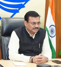 Uttarakhand के मुख्य सचिव आनन्द बर्द्धन. Uttarakhand के मुख्य सचिव आनन्द बर्द्धन.