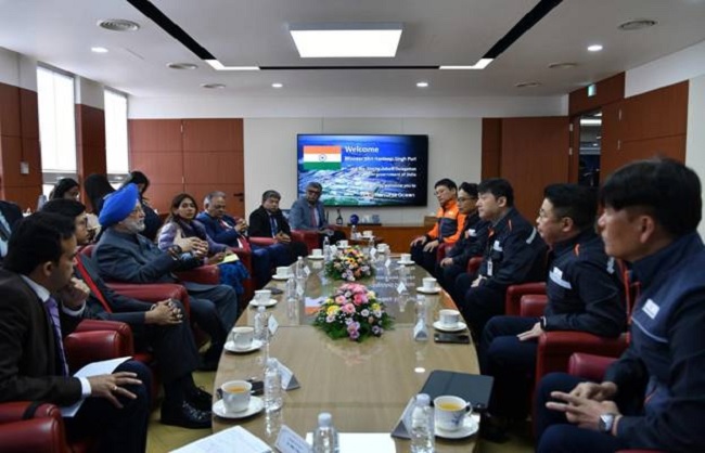भारत-कोरिया समुद्री सहयोग बैठकों में केंद्रीय पेट्रोलियम मंत्री हरदीप सिंह पुरी