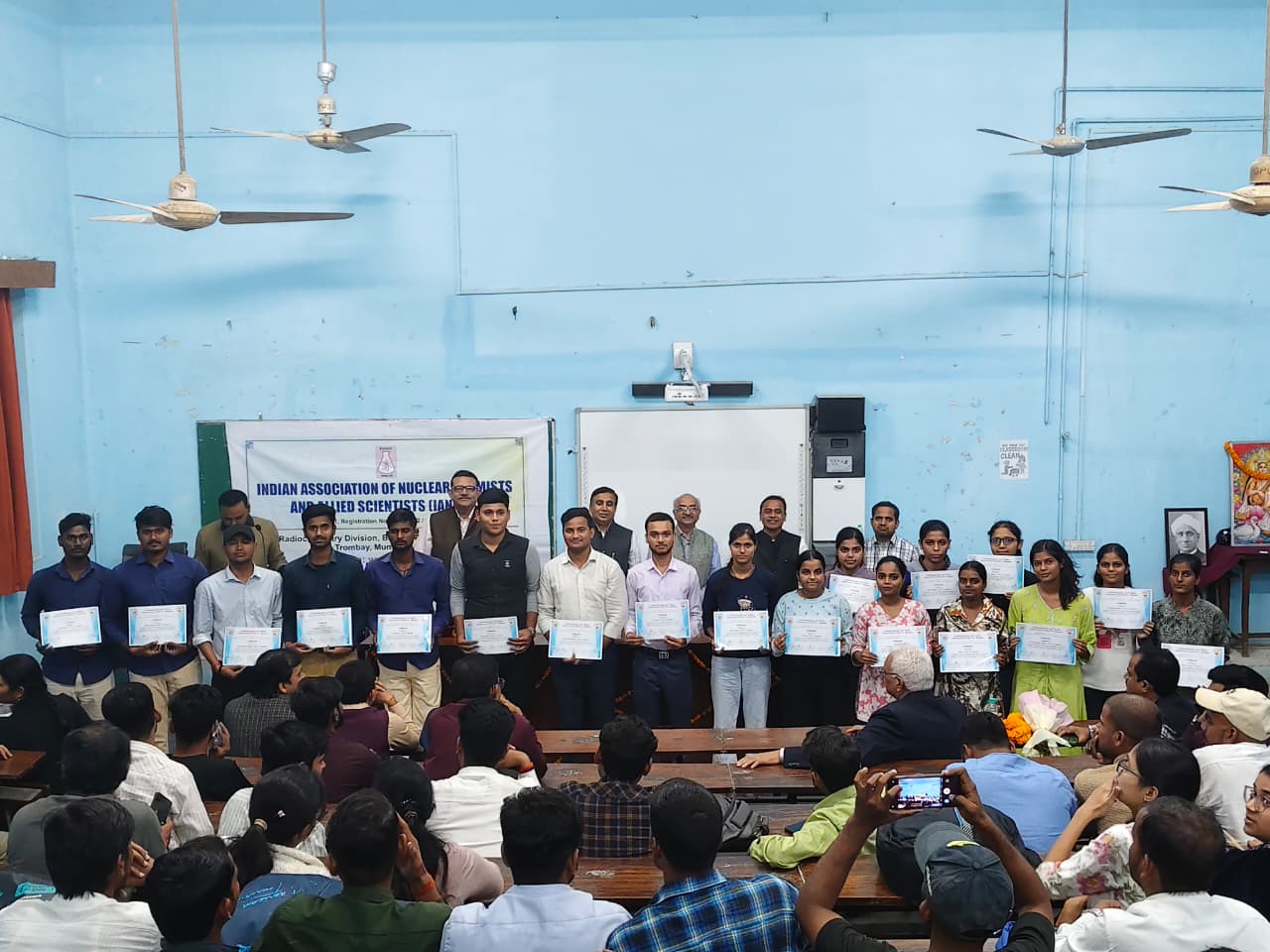 *डी.डी.यू. गोरखपुर विश्वविद्यालय में परमाणु विज्ञान पर विशेष कार्यक्रम सम्पन्न*