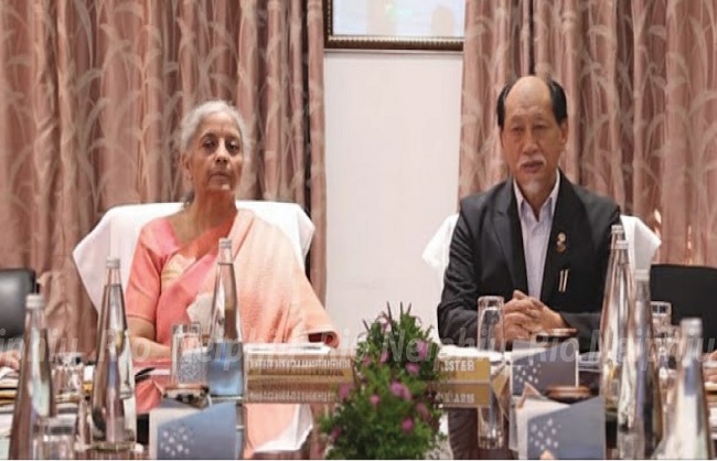 दीमापुर में एक कार्यक्रम को संबोधित करते हुए वित्‍त मंत्री सीतारमण