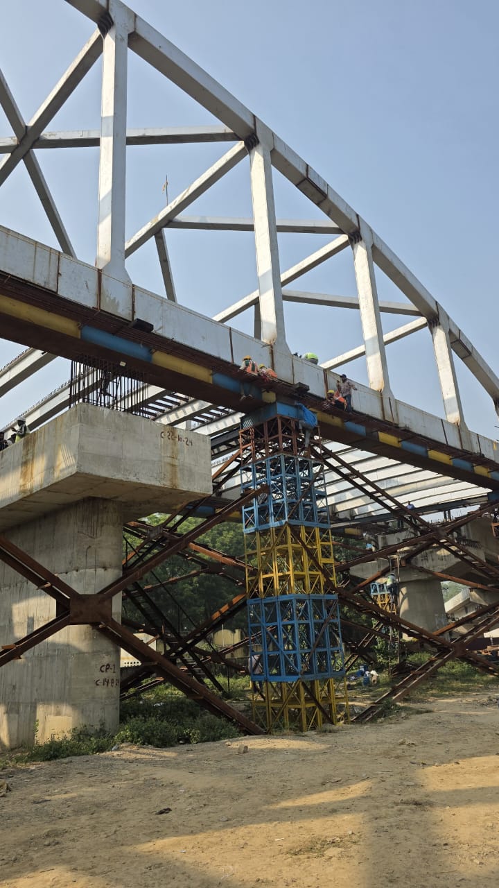 ओपन वेब गर्डर की सफल लॉन्चिंग