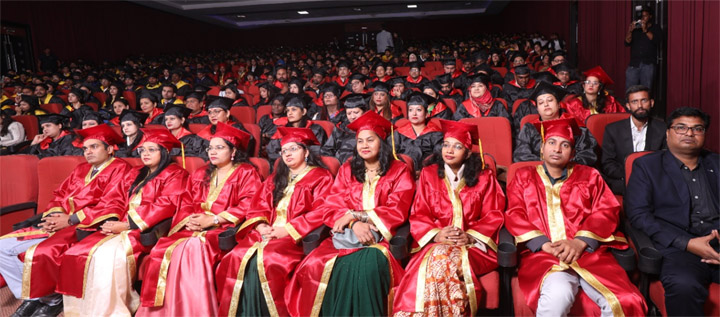 कॅरियर पॉइंट यूनिवर्सिटी, कोटा के 7वें दीक्षांत समारोह में 800 से अधिक को स्नातक और स्नातकोत्तर डिग्रियां वितरित