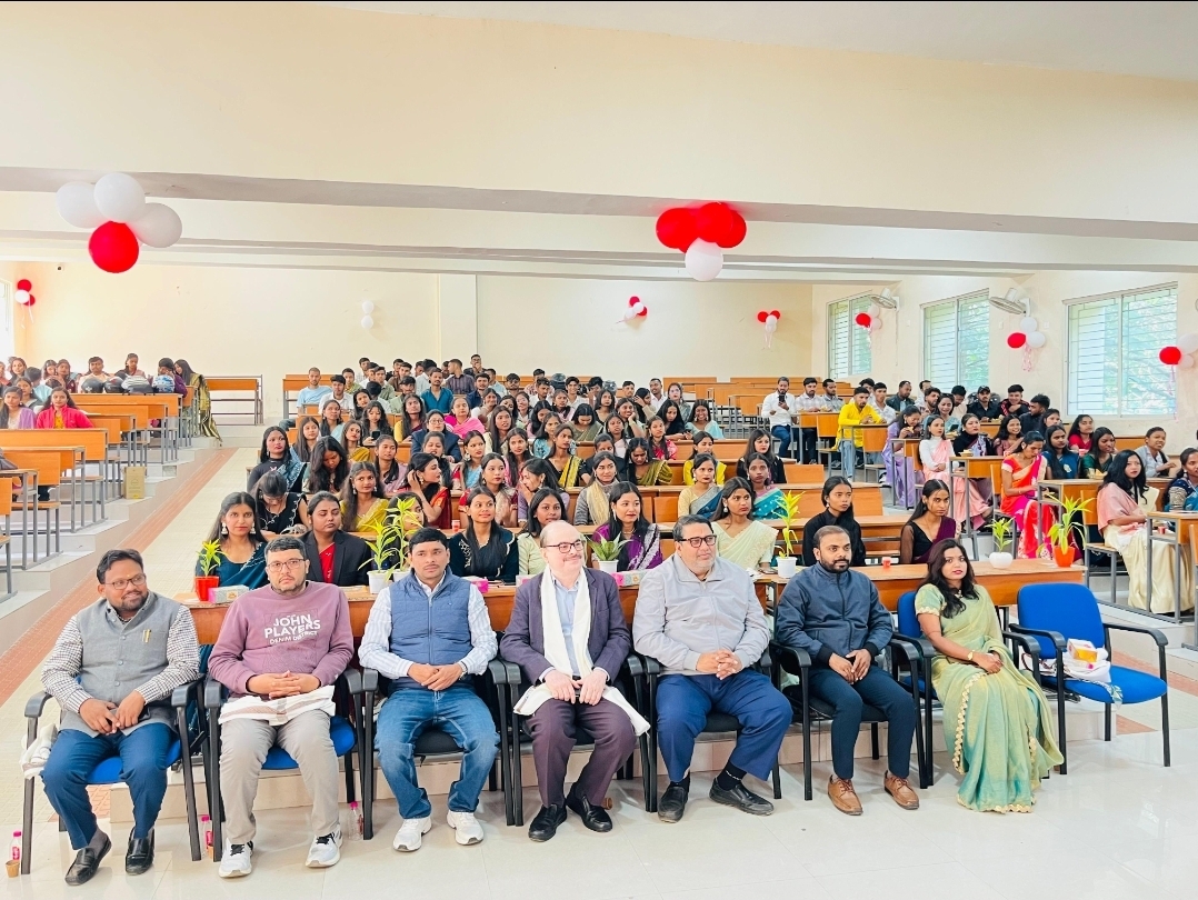 कार्यक्रम की तस्वीर