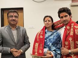 अभिनेता रवि दुबे-सरगुन मेहता ने किये बाबा महाकाल के दर्शन