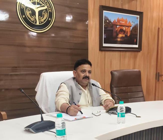 मंत्री रविन्द्र जायसवाल