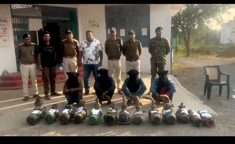 किसानों की मोटर पंप चोरी पर बड़ी कार्रवाई