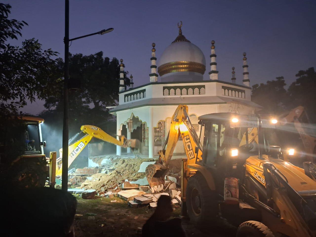 ગાંધીનગરમાં મેગા દબાણ હટાવ ઝુંબેશ