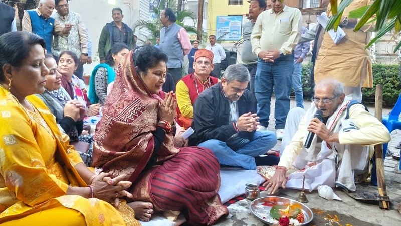 राज्यमंत्री कृष्णा गौर ने तीन करोड़ से अधिक के विकास कार्यों का किया भूमिपूजन