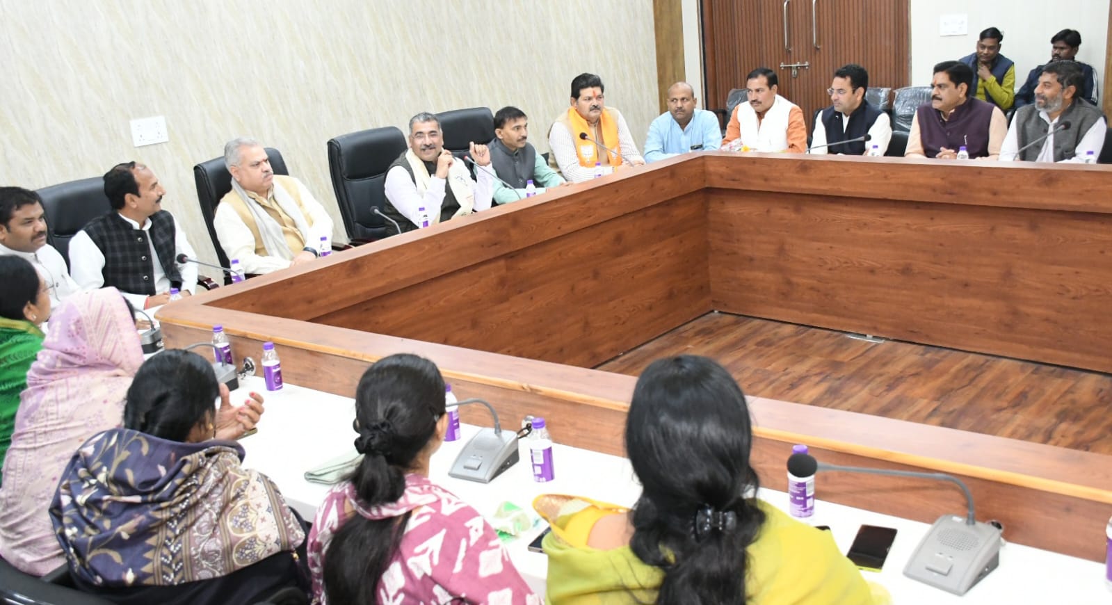 एसआईआर कार्य को बनाएं प्राथमिकता, पार्षद करें बूथों का नियमित भ्रमण- अजय जामवाल