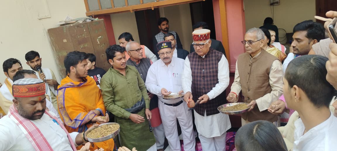 विहिप के प्रांत कार्यालय केसरभवन में श्रद्धेय अशोक सिंघल जी के नौवी पुण्यतिथि पर श्रद्धाली एवं सुन्दर कांड कार्यक्रम का छाया चित्र