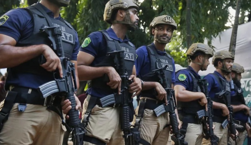 बांग्लादेश की राजधानी में सुरक्षा के अभूतपूर्व इंतजाम किए गए हैं। फोटो - ढाका ट्रिब्यून