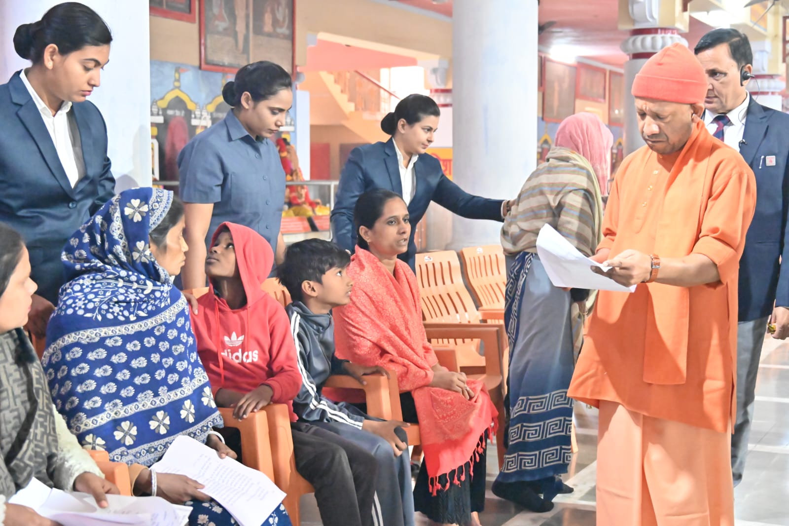 *पीड़ितों की सहायता में लापरवाही पर होगी कार्रवाई : मुख्यमंत्री* *पीड़ितों की सहायता में लापरवाही पर होगी कार्रवाई : मुख्यमंत्री*