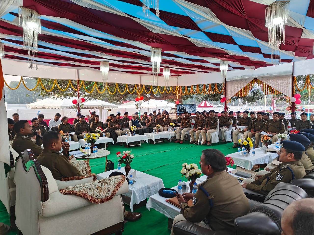 गोष्ठी गोष्ठी