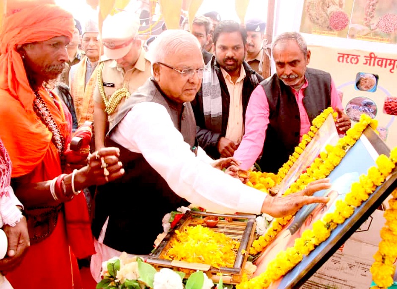 क्रांतिसूर्य बिरसा मुंडा की प्रतिमा का अनावरण क्रांतिसूर्य बिरसा मुंडा की प्रतिमा का अनावरण