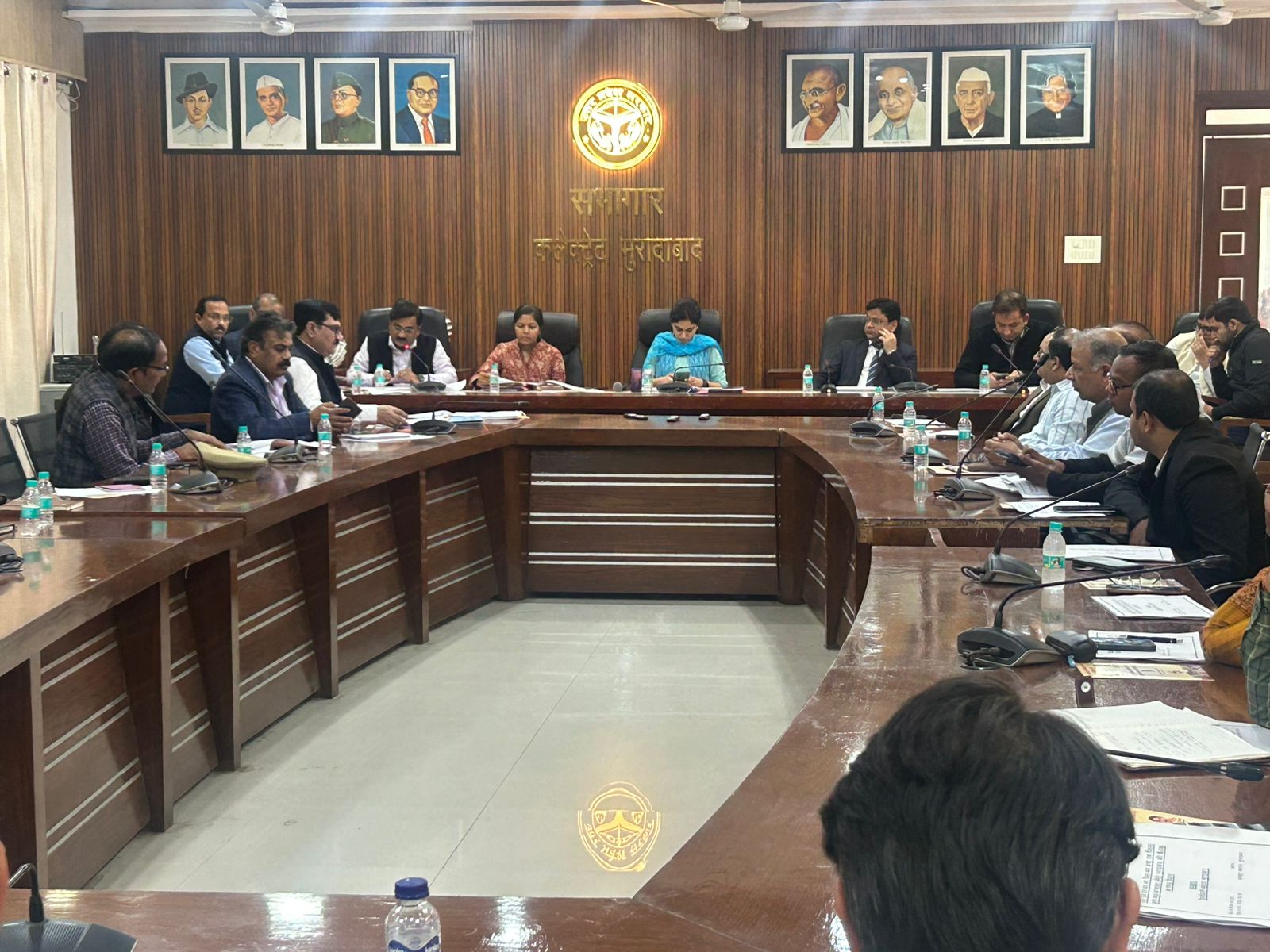 मुख्य विकास अधिकारी मृणाली अविनाश जोशी की अध्यक्षता में सम्पन्न होती जिला टास्क फोर्स (बाल श्रम), जिला श्रम बन्धु की बैठक। मुख्य विकास अधिकारी मृणाली अविनाश जोशी की अध्यक्षता में सम्पन्न होती जिला टास्क फोर्स (बाल श्रम), जिला श्रम बन्धु की बैठक।