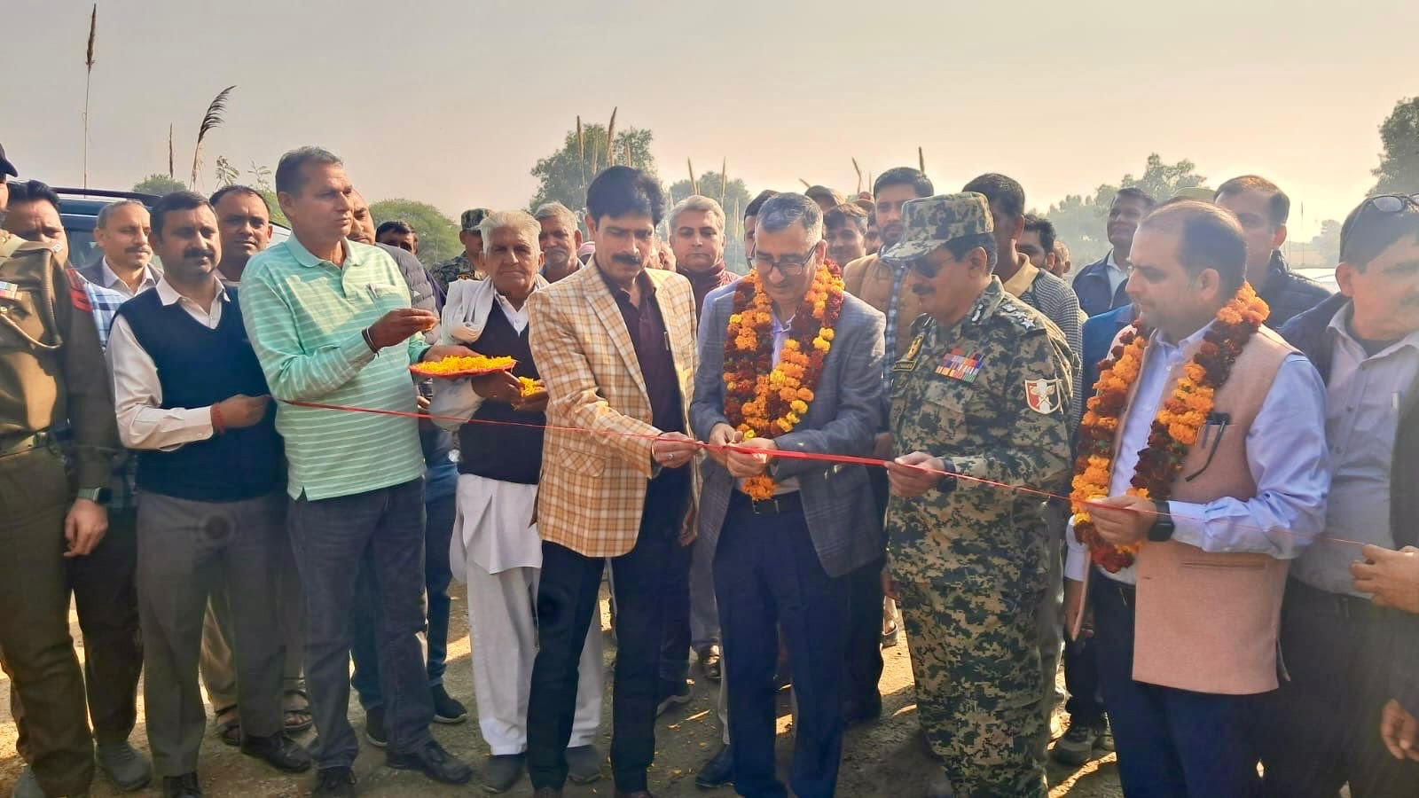 Wheat sowing begins across the Indo-Pak international border in Hiranagar sector Wheat sowing begins across the Indo-Pak international border in Hiranagar sector