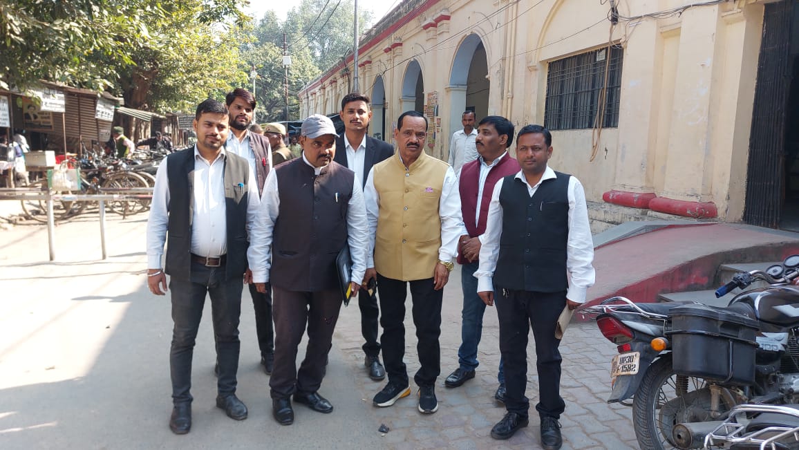 भ्रष्टाचार के पर्याय बने ए आर सहकारिता एवं रसद, खाद के दो कर्मचारी भ्रष्टाचार के पर्याय बने ए आर सहकारिता एवं रसद, खाद के दो कर्मचारी