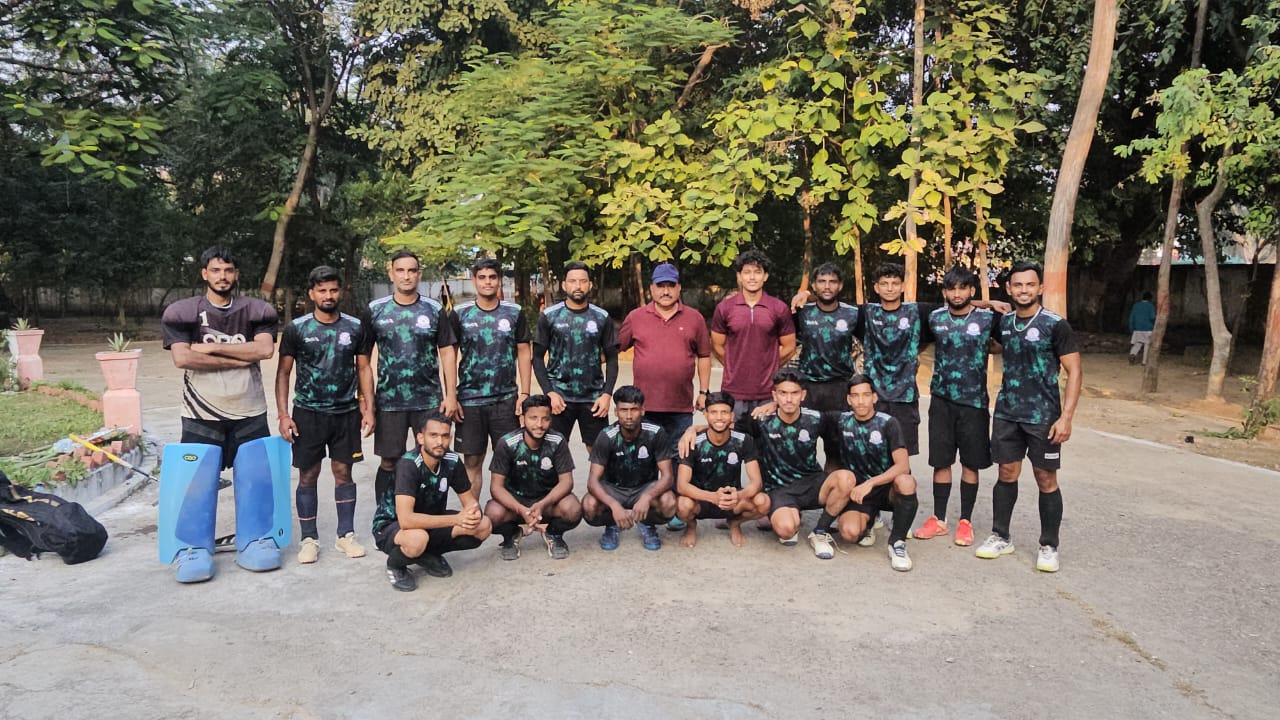 श्याम लाल कॉलेज की टीम