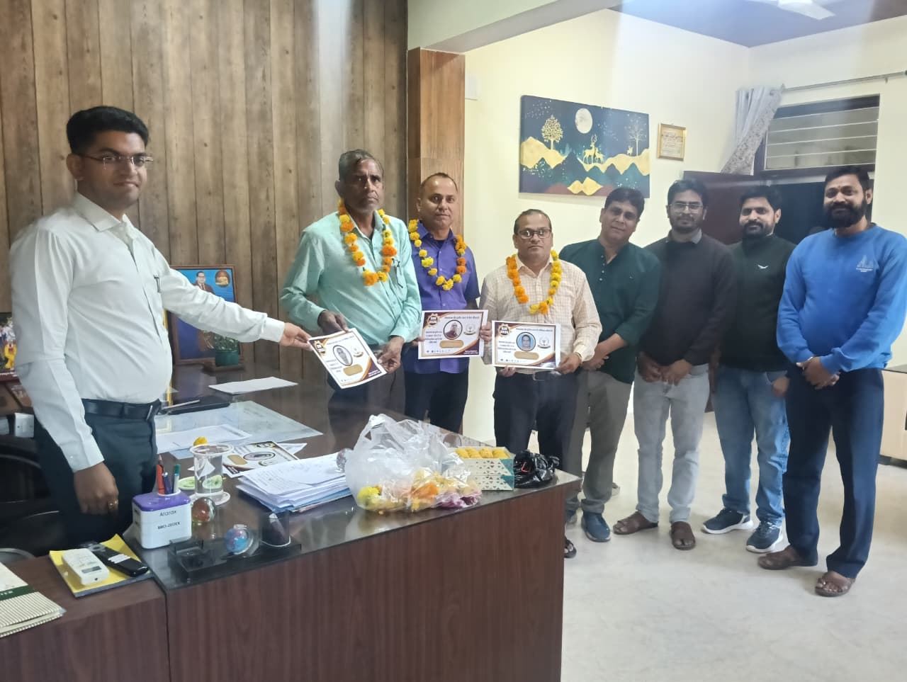 जयपुर जिल में बेहतर प्रदर्शन के लिए बीएलओ का किया जा रहा सम्मान