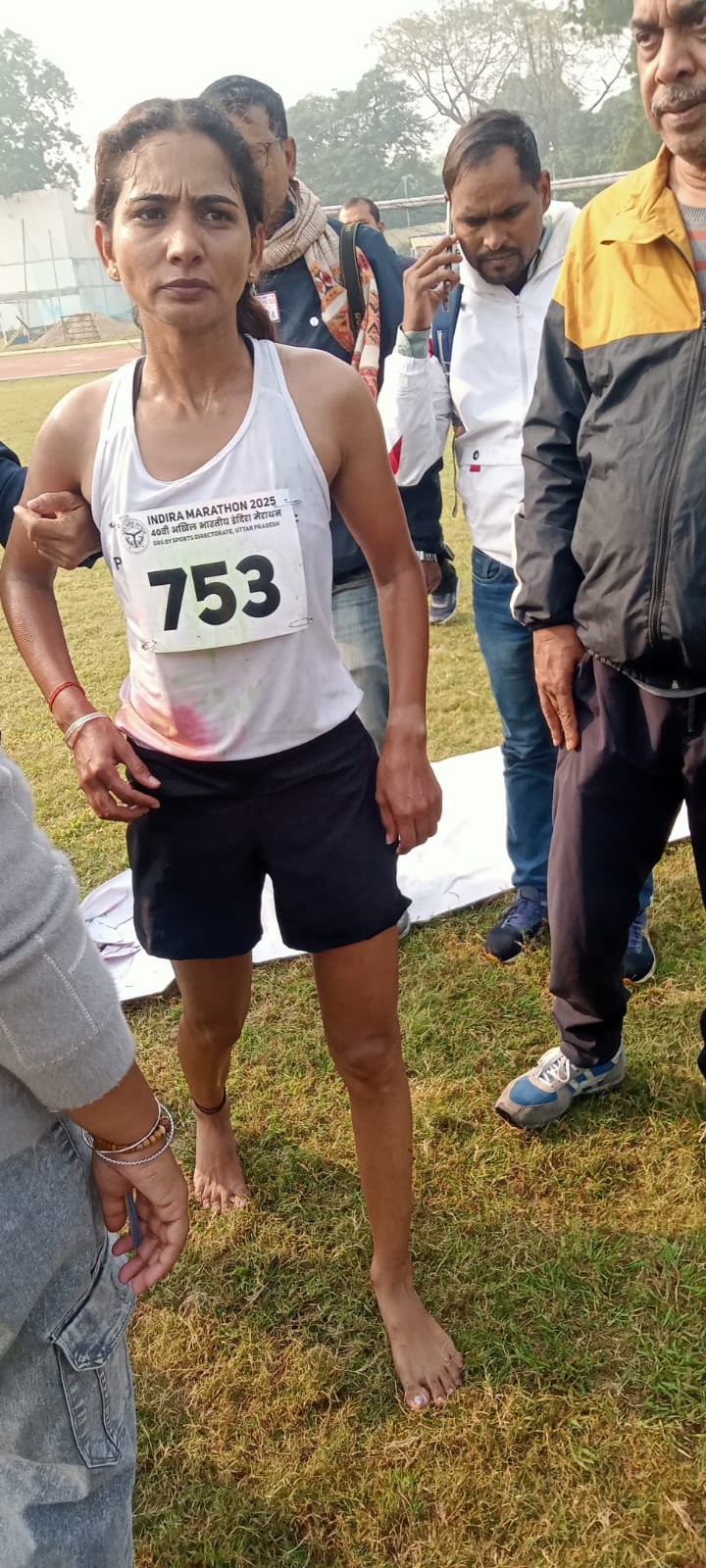 प्रयागराज: 40वीं इंदिरा मैराथन महिला वर्ग में प्रथम स्थान पर रहने वाली रीनू का छाया चित्र